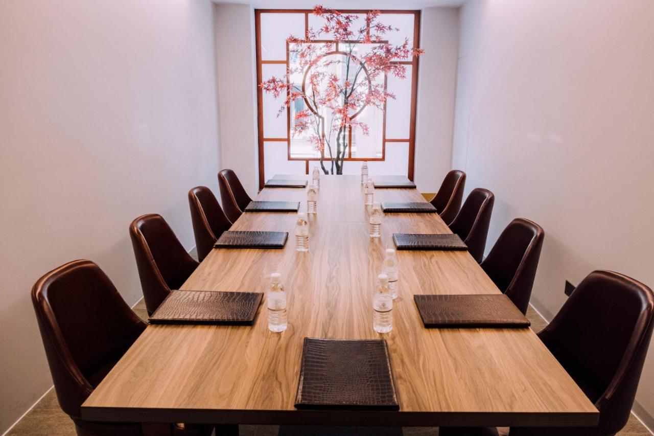 הונג קונג The Empire Hotel Kowloon - Tsim Sha Tsui מראה חיצוני תמונה